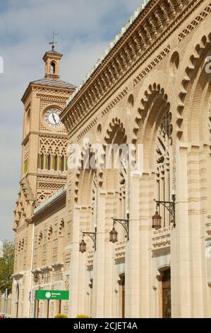 Stazione ferroviaria di Toledo in stile Mudejar Foto Stock