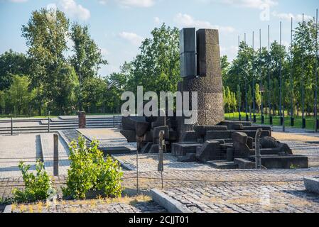 Auschwitz Birkenau, Polen. 25 Agosto 2020. Auschwitz, Polonia 25 agosto 2020: Campo di concentramento di Auschwitz-Birkenau - 08/25/2020 Memorial | Usage worldwide Credit: dpa/Alamy Live News Foto Stock