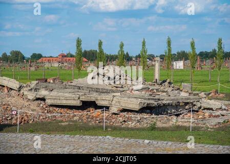 Auschwitz Birkenau, Polen. 25 Agosto 2020. Auschwitz, Polonia 25 agosto 2020: Campo di concentramento di Auschwitz-Birkenau - 08/25/2020 crematorio | utilizzo nel mondo Credit: dpa/Alamy Live News Foto Stock