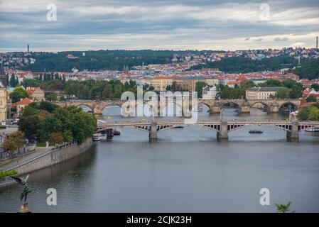 Praga, Tschechische Republik. 22 agosto 2020. Praga, Repubblica Ceca Agosto 22, 2020: Impressioni Praga - 2020 Repubblica Ceca/Praga/Karlsbrucke/Karlsbruecke | Use worldwide Credit: dpa/Alamy Live News Foto Stock