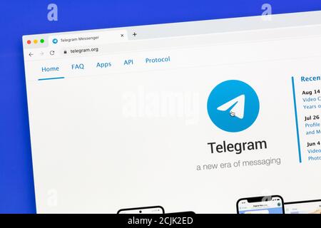 Ostersund, Svezia - 2 agosto 2020: Sito di Telegram Messenger su uno schermo del computer. Telegramma è una messaggistica istantanea basata su cloud Foto Stock