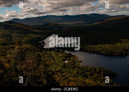 Valle della Pimbina nel Parco Nazionale del Monte Tremblant Foto Stock