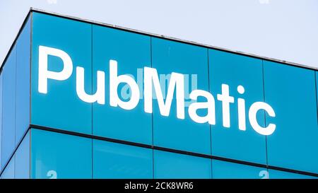 15 settembre 2020 Redwood City / CA / USA - il logo PubMatic presso la loro sede centrale in Silicon Valley; PubMatic sviluppa e implementa la pubblicità online Foto Stock