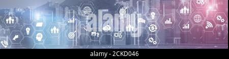 Sistema ERP Enterprise Resource Planning su schermo virtuale con connessioni tra business intelligence. Foto Stock
