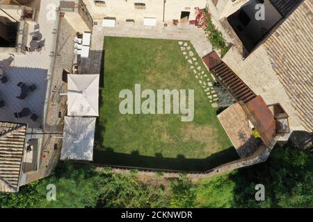 VEW del castello di Crecchio piccolo borgo medievale in provincia di Chieti, Abruzzo / Italia Foto Stock