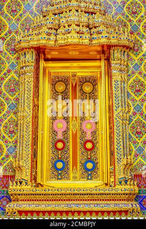 Un punto di riferimento di Wat Ratchabophit Sathit Maha Simaram a Bangkok, Thailandia. Un posto che tutti in ogni religione possono essere visti. Foto Stock