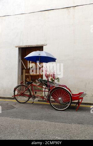 Georgetown, Penang, Malesia - 18 aprile 201: 6Rickshaw locale classico a George Town. Foto Stock