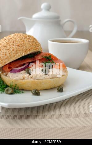 sandwich al salmone Foto Stock