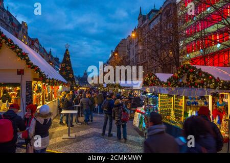 Repubblica Ceca, Praga, Città Nuova, nove Mesto, Vaclavske namesti, Piazza Venceslao Foto Stock