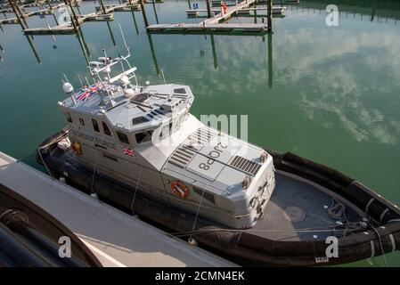 Dover, Kent, Inghilterra, Regno Unito. 2020. HMC Eagle una nave di pattuglia costiera della Border Force lungo il nuovo molo nel porto di dover. Foto Stock