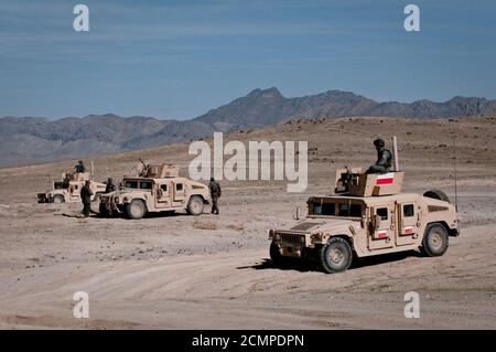 Pattuglia comune nella provincia di Ghazni Foto Stock