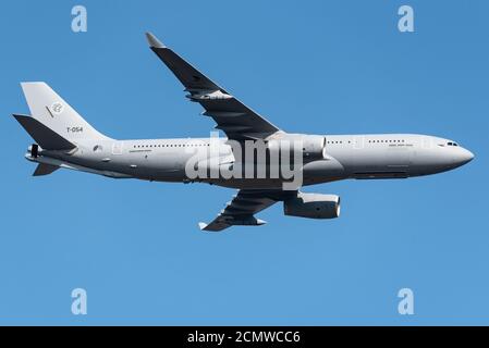 Una petroliera Airbus A330 MRTT per il rifornimento aereo della Royal Netherlands Air Force. Foto Stock