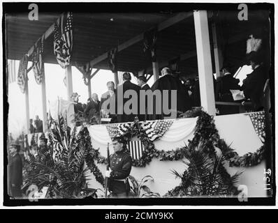 JONES, GIOVANNI PAOLO. DEDICAZIONE DEL MONUMENTO, 4-17-12. TAFT CHE ENTRA NEL SUPPORTO Foto Stock