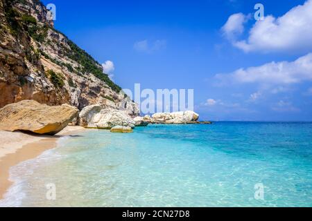 Spiaggia Cala Mariolu a Orosei Golf, Sardegna, Italia Foto Stock