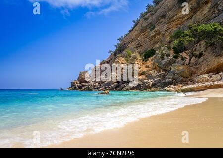Spiaggia Cala Mariolu a Orosei Golf, Sardegna, Italia Foto Stock
