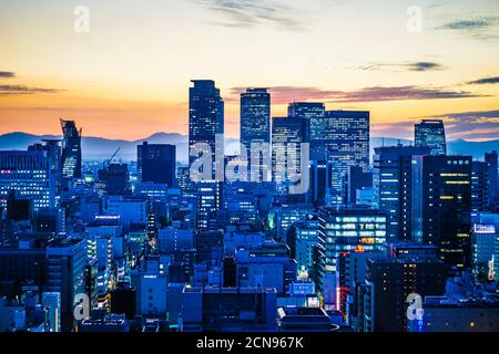 Tramonto dall'osservatorio della Torre televisiva di Nagoya Foto Stock