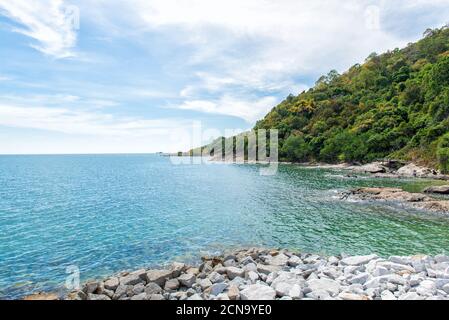 Incredibile mare bello in Rayong, Khao Laem Ya-Mu Ko Samet Parco Nazionale in Rayong, Thailandia (testo tailandese che appare in un'immagine. Le traduzioni sono nazionali Foto Stock