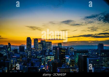 Tramonto dall'osservatorio della Torre televisiva di Nagoya Foto Stock