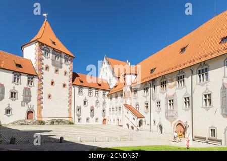 Castello di Hohes Schloss, Fussen, Allgau, Schwaben, Baviera, Germania, Europa Foto Stock