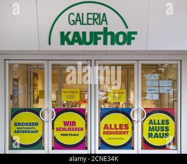 Ingresso a Galeria Kaufhof, chiusura di affari, insolvenza Galeria Karstadt Kaufhof, Witten, Germania Foto Stock