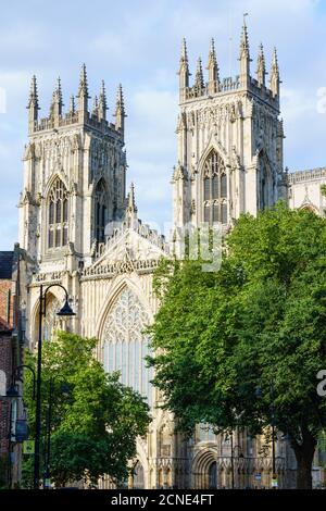 York Minster, una delle più grandi cattedrali medievali d'Europa, York, North Yorkshire, Inghilterra, Regno Unito, Europa Foto Stock