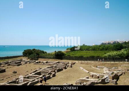 Veduta dell'Imperatore Tiberio Villa, Sperlonga, Lazio, Italia, Europa Foto Stock