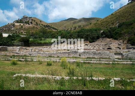 Veduta dell'Imperatore Tiberio Villa, Sperlonga, Lazio, Italia, Europa Foto Stock