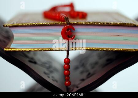 Quran e Tasbih (perle di preghiera musulmane), Francia, Europa Foto Stock