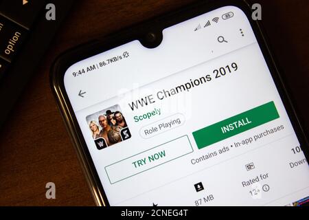 Ivanovsk, Russia - 07 luglio 2019: App WWE Champions 2019 sul display di smartphone o tablet Foto Stock