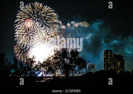 Setagaya-ku, esposizione fuochi d'artificio sul fiume Tama (2019) Foto Stock