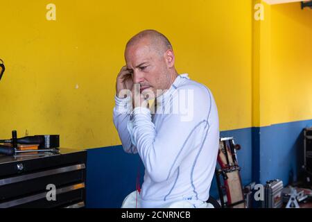 Vallelunga, Roma, 13 settembre 2020. Festa americana di Roma - campionato europeo di Nascar. Il pilota Jacques Villeneuve si prepara alla gara Foto Stock