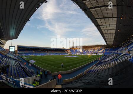 Birmingham, Regno Unito. 18 Settembre 2020. Una visione generale dello stadio prima della partita del campionato Sky Bet disputata a porte chiuse tra Coventry City e Queens Park Rangers con tifosi incapaci di partecipare a causa delle linee guida COVID-19 del governo in corso a St Andrews, Birmingham, Inghilterra, il 18 settembre 2020. Foto di Nick Browning/prime Media Images. Credit: Prime Media Images/Alamy Live News Foto Stock