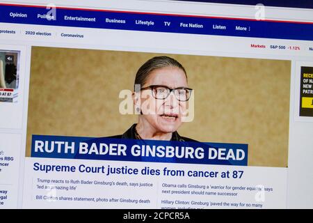 Screenshot del sito web Fox News che annuncia la morte della Corte Suprema Giustizia Ruth Bader Ginsburg il 18 settembre 2020. Foto Stock