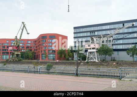 Duisburg, porto interno, lungomare del porto Foto Stock