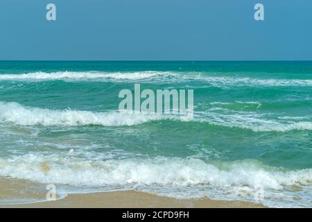 Chaweng spiaggia sull'isola di Koh Samui in Thailandia Foto Stock