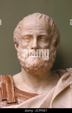 Antico busto intagliato di Aristotele Foto Stock