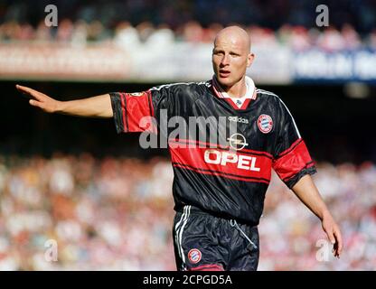 Muengersdorfer Stadion Colonia Germania 20.9.1997, Calcio: 1 FC Koeln (KOE, Colonia) vs FC Bayern Muenchen (FCB, Monaco di Baviera) -- Carsten Jancker (FCB) Foto Stock