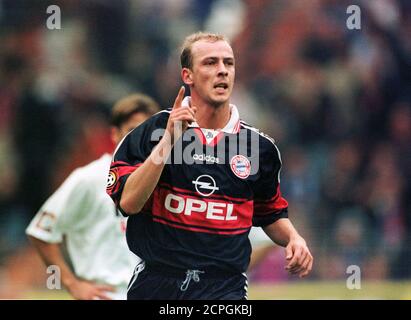 Ruhrstadion Bochum Germany 4.10.1997, Calcio: VFL Bochum (VFL) vs FC Bayern Muenchen (FCB, Monaco di Baviera) -- Mario BASLER (FCB) Foto Stock