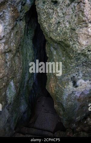 Grotta nella zona ricreativa della foresta nazionale di Kenting Foto Stock