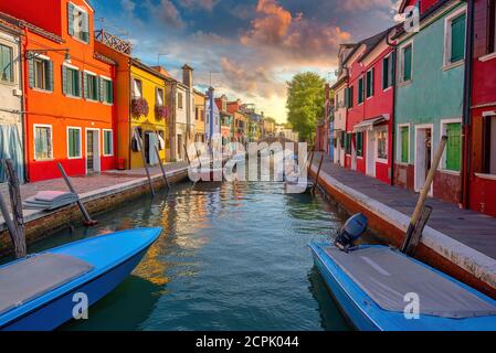 Burano, Italia - le case colorate di Burano, Italia Foto Stock