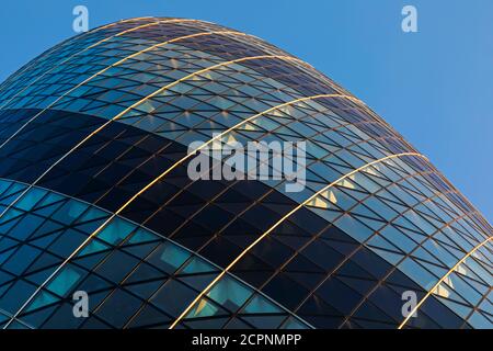 Inghilterra, Londra, Città di Londra, 30 St Mary Ax alias il Gherkin Building Foto Stock