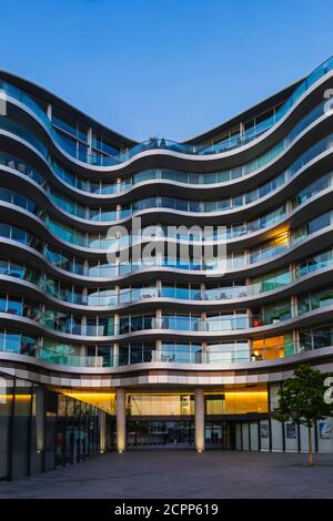 Inghilterra, Londra, Vauxhall, Battersea, Albion Riverside complesso di appartamenti Foto Stock