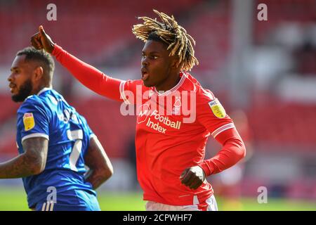 NOTTINGHAM, INGHILTERRA. 19 SETTEMBRE 2020 Alex Mighten di Nottingham Forest durante lo Sky Bet Championship match tra Nottingham Forest e Cardiff City al City Ground, Nottingham. (Credit: Jon Hobley | MI News) Credit: MI News & Sport /Alamy Live News Foto Stock