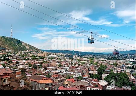 Veduta aerea della vecchia Tbilisi dalla Fortezza di Narikala, Georgia Foto Stock