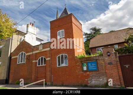 La Chiesa cattolica di nostra Signora della compassione su Castle Street, Saffron Walden, Essex, Regno Unito. Foto Stock