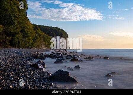 Germania, Meclemburgo-Pomerania occidentale, Sassnitz, scogliere di gesso, Wissower Klinken, Parco Nazionale di Jasmund, Sito Patrimonio dell'Umanità dell'UNESCO, Mar Baltico Foto Stock