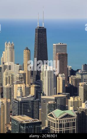 Skyline con John Hancock Center di fronte al lago Michigan, vista da Skydeck, Willis Tower, ex Sears Tower, Chicago, Illinois, USA, North Foto Stock