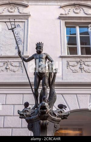 Fontana di Nettuno, centro, Bolzano, Etschtal, Alpi, Alto Adige, Italia, Europa Foto Stock