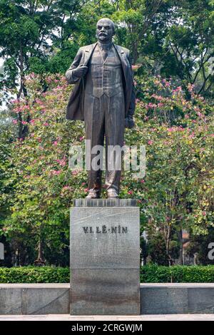 HANOI, VIETNAM, Apr 20 2019, Parco Lenin con la scultura di Lenin ad Hanoi, Vietnam. Foto Stock