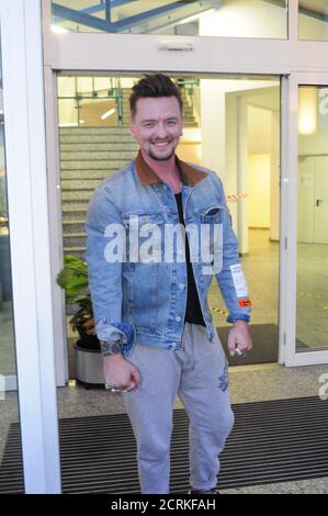 Ben Zucker bei der Ankunft zur Carmen Nebel-Show a Riesa am 19.9.2020 Foto Stock